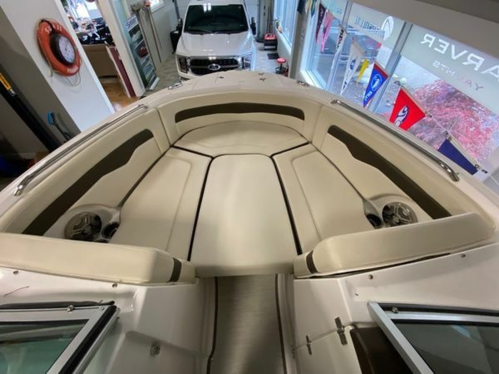 2020 Chaparral 24 SSI