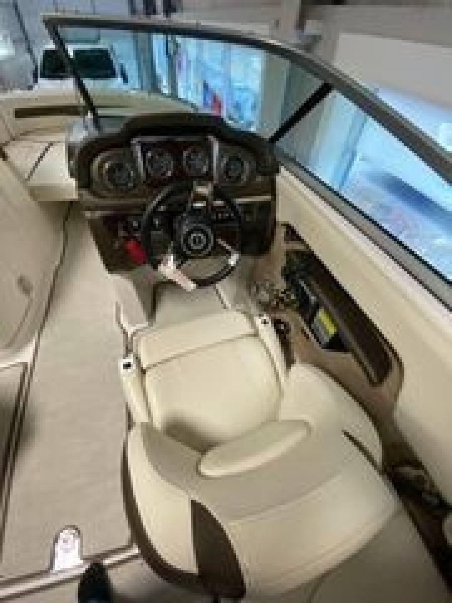 2020 Chaparral 24 SSI