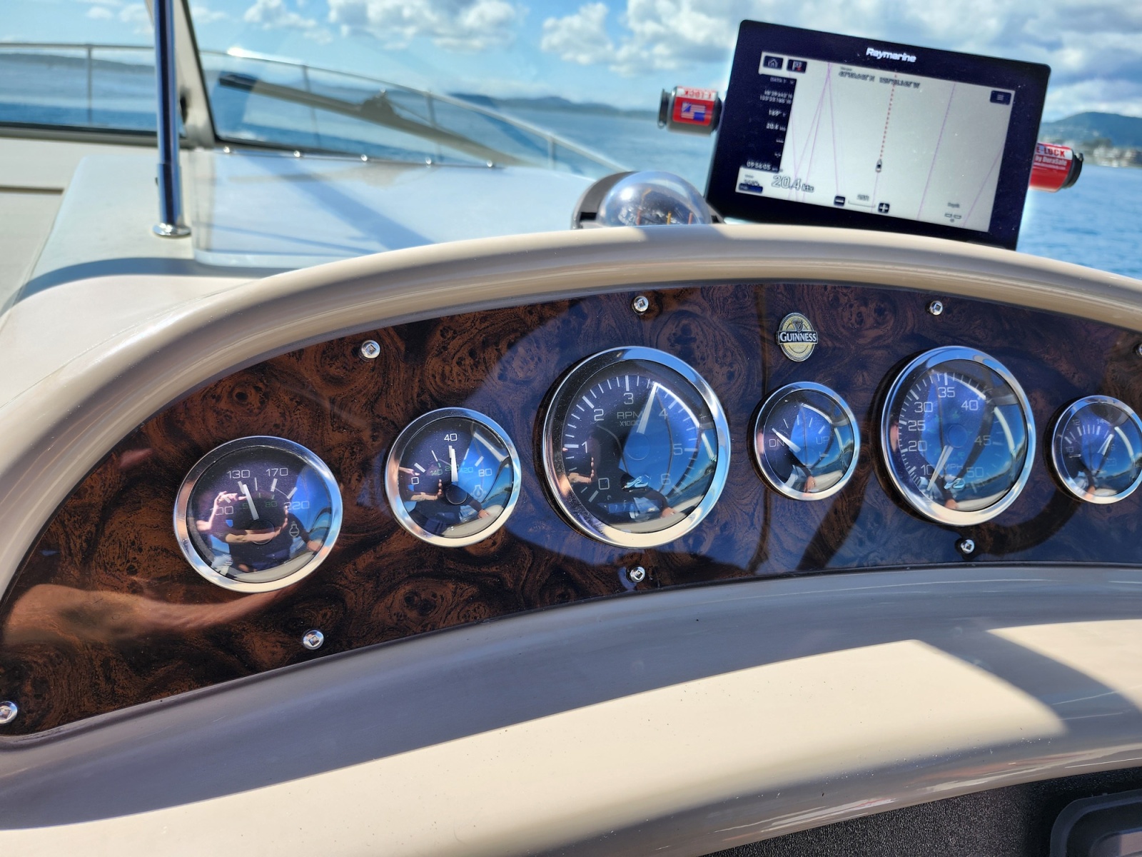 1999 Sea Ray 270 DA Sundancer