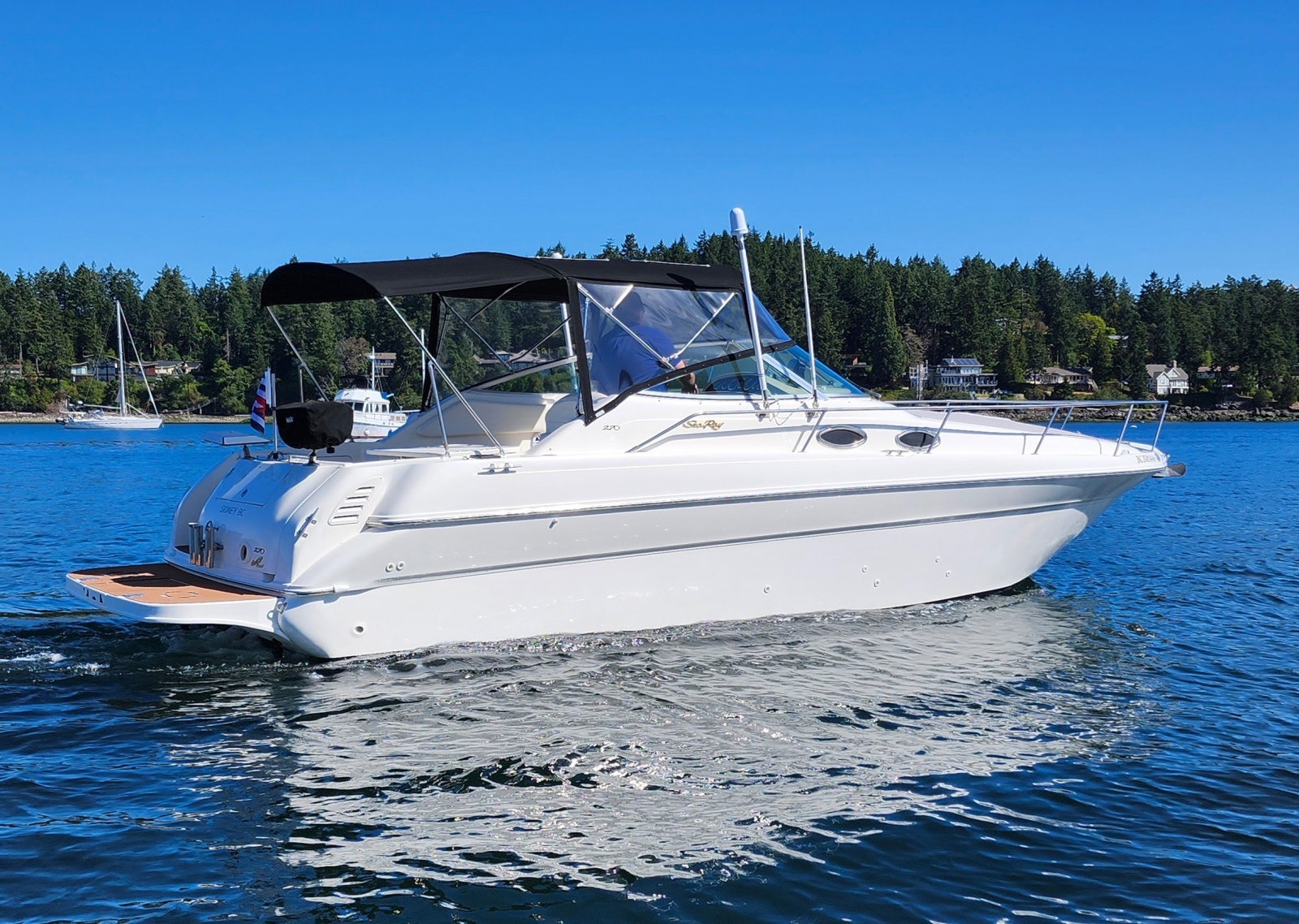 1999 Sea Ray 270 DA Sundancer