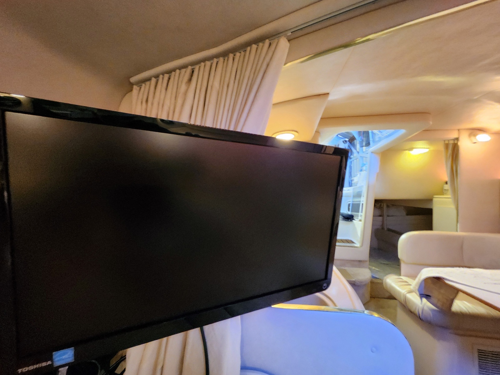 1999 Sea Ray 270 DA Sundancer