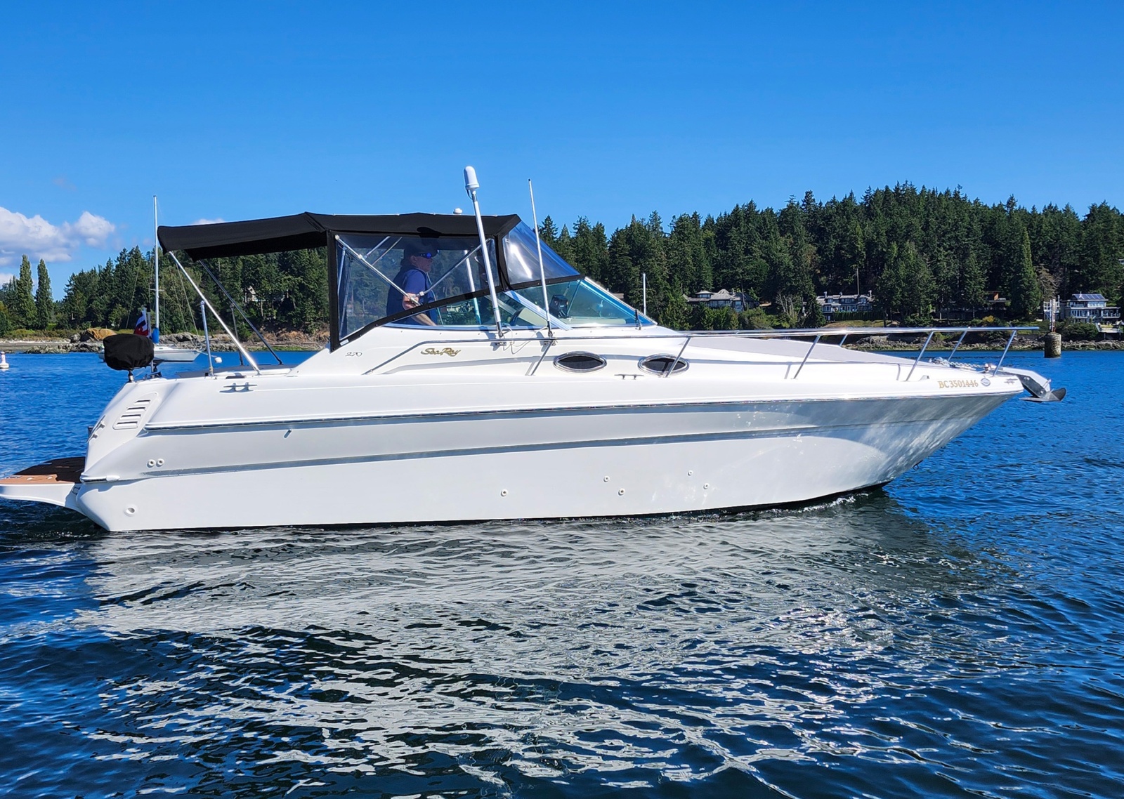 1999 Sea Ray 270 DA Sundancer