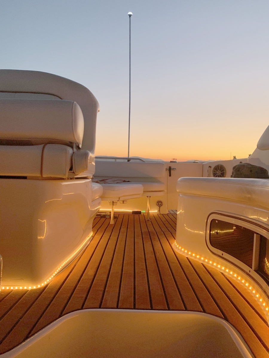 1999 Sea Ray 270 DA Sundancer