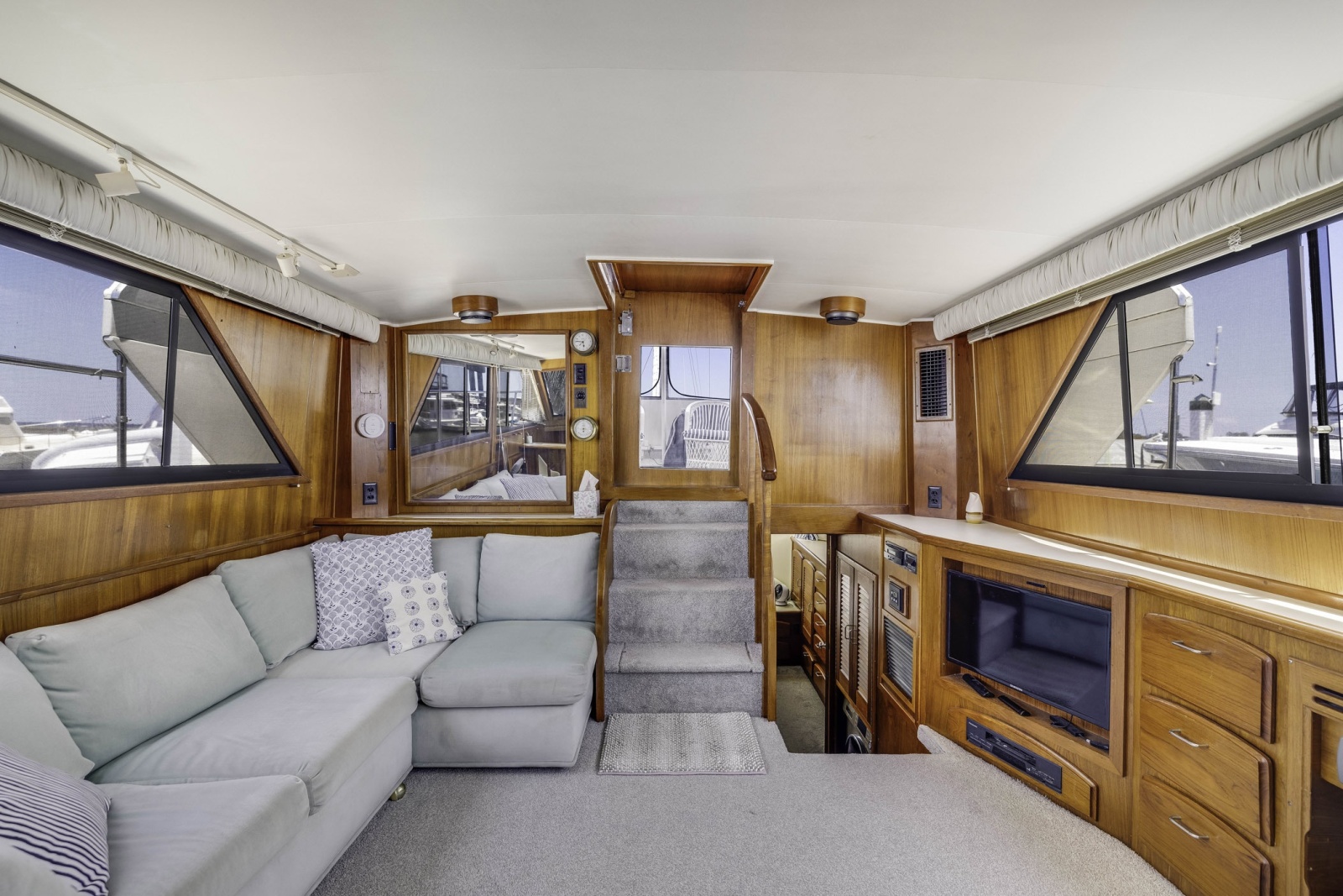1989 Californian 45 Motor Yacht