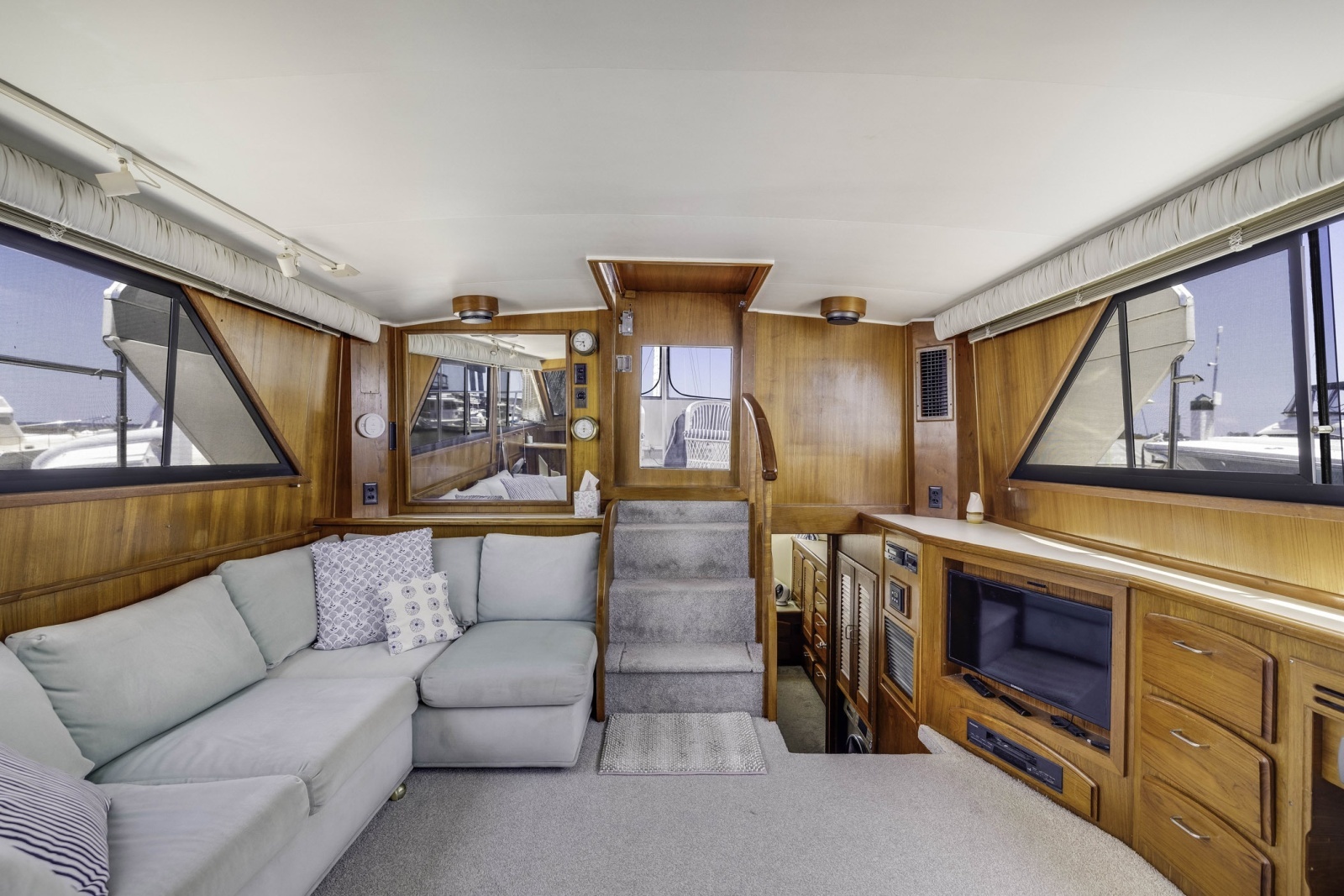 1989 Californian 45 Motor Yacht