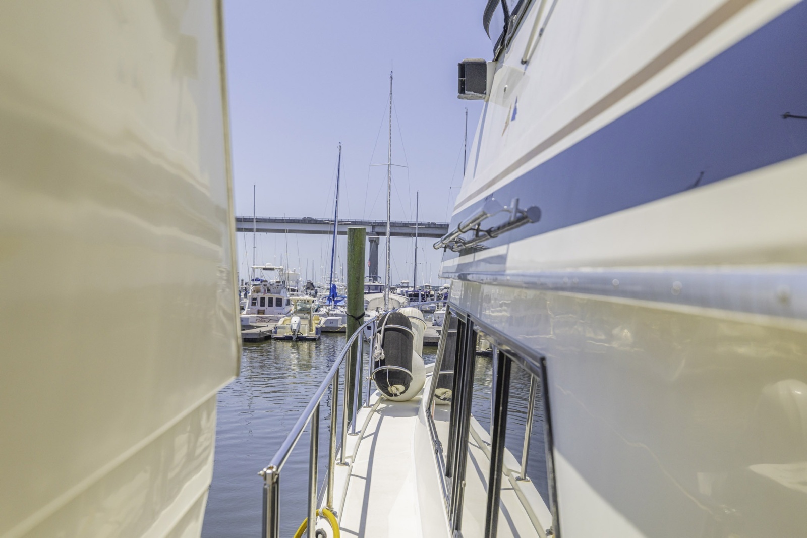 1989 Californian 45 Motor Yacht