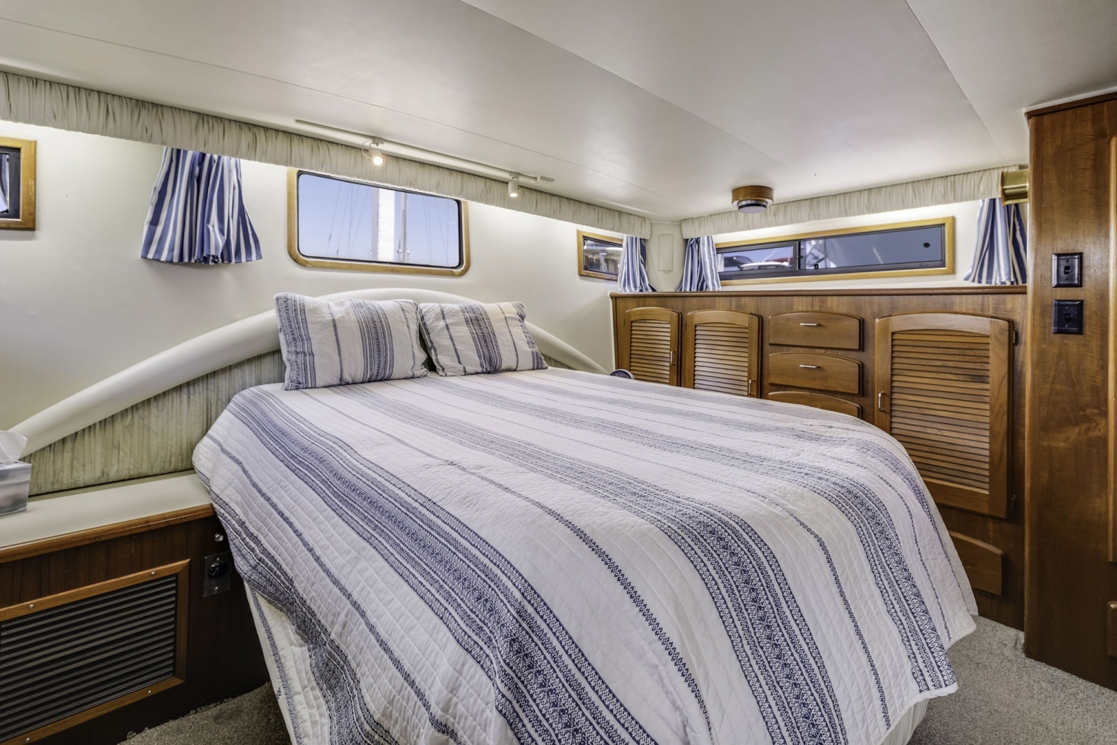 1989 Californian 45 Motor Yacht