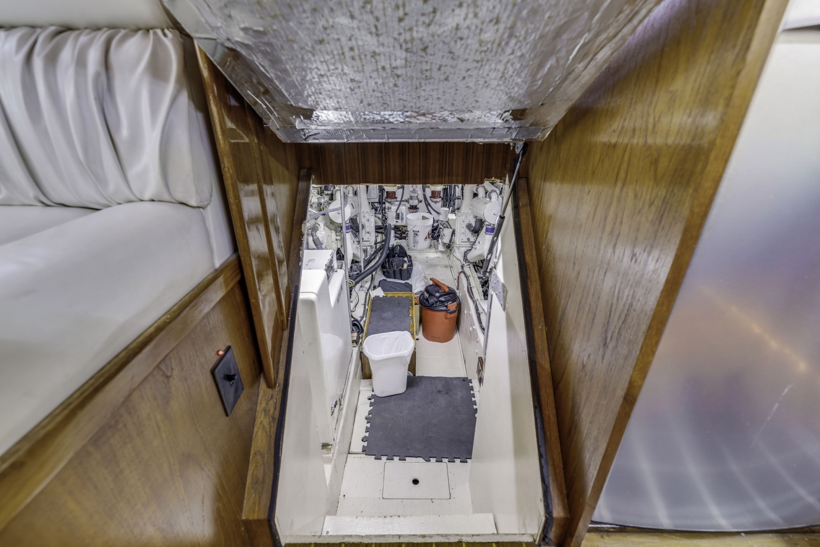 1989 Californian 45 Motor Yacht