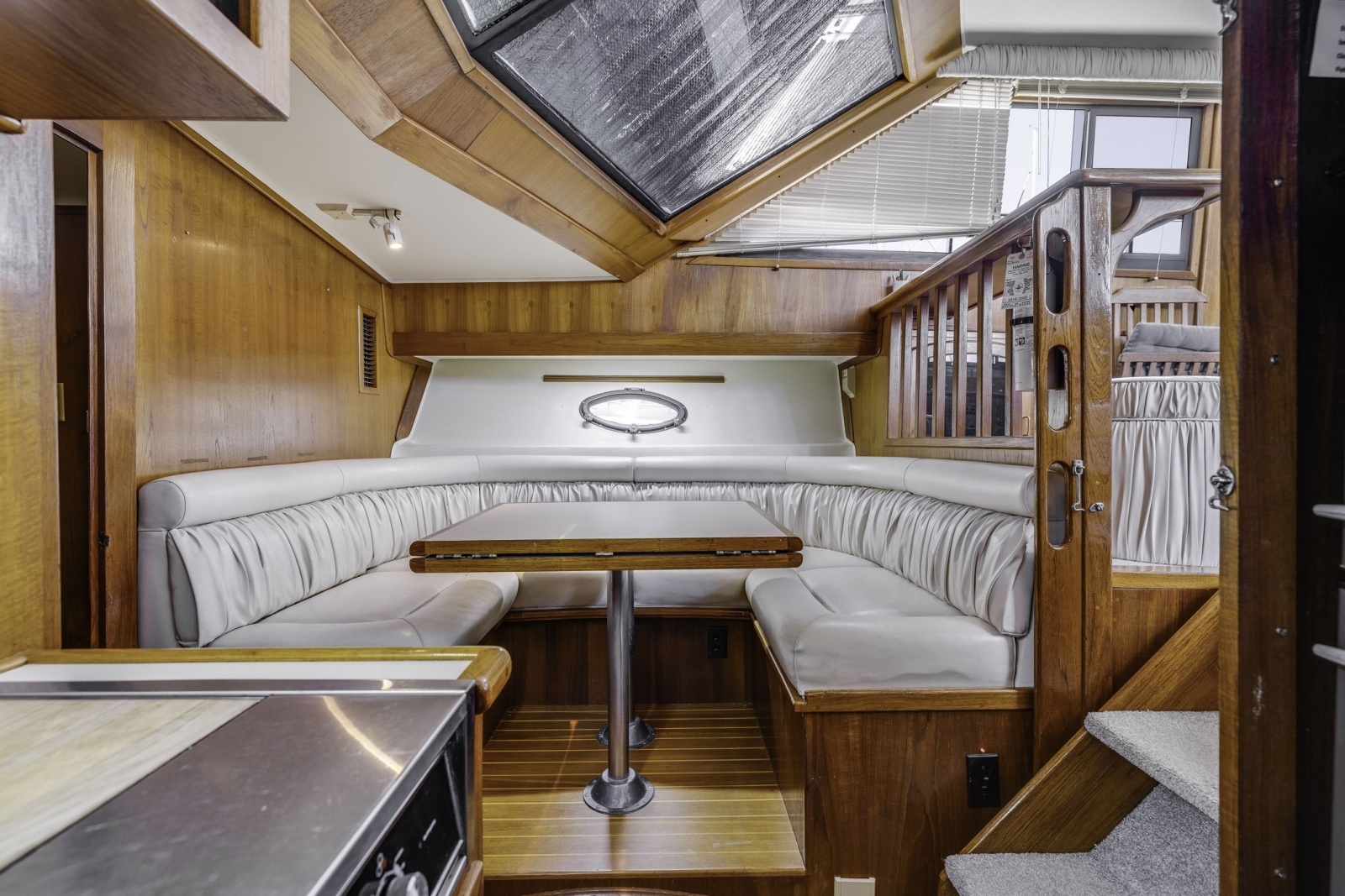 1989 Californian 45 Motor Yacht