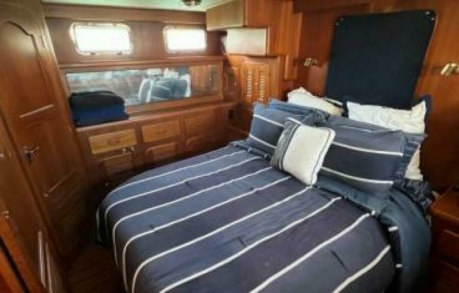 2007 Heritage East 36 Sundeck Trawler
