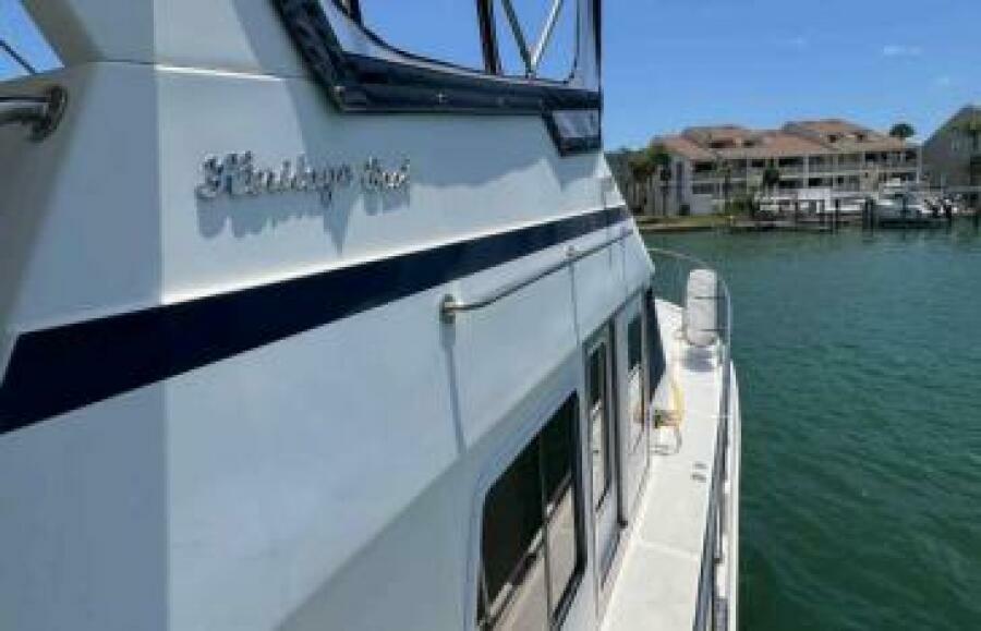 2007 Heritage East 36 Sundeck Trawler