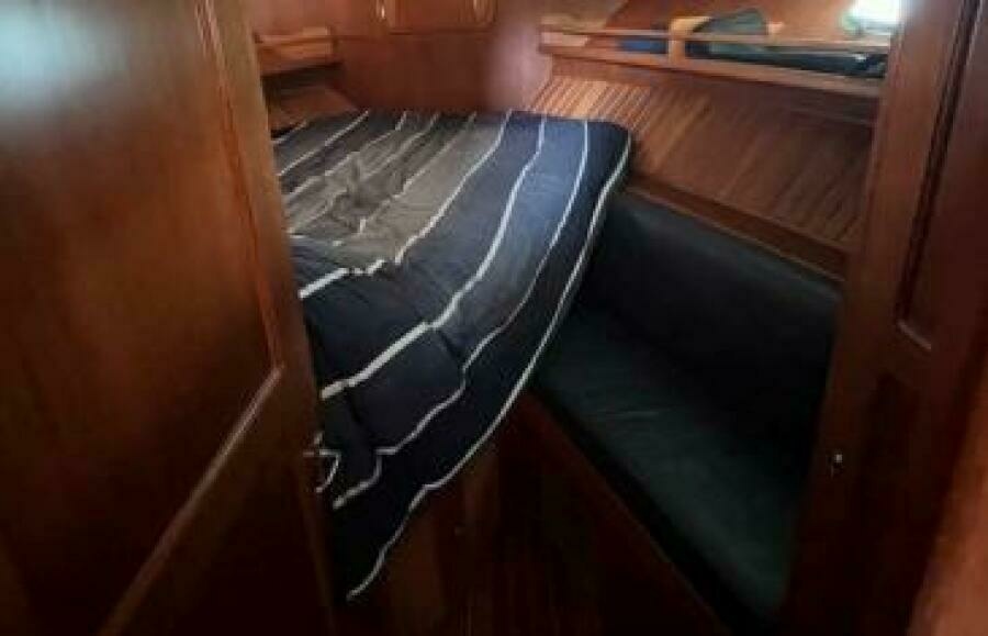 2007 Heritage East 36 Sundeck Trawler
