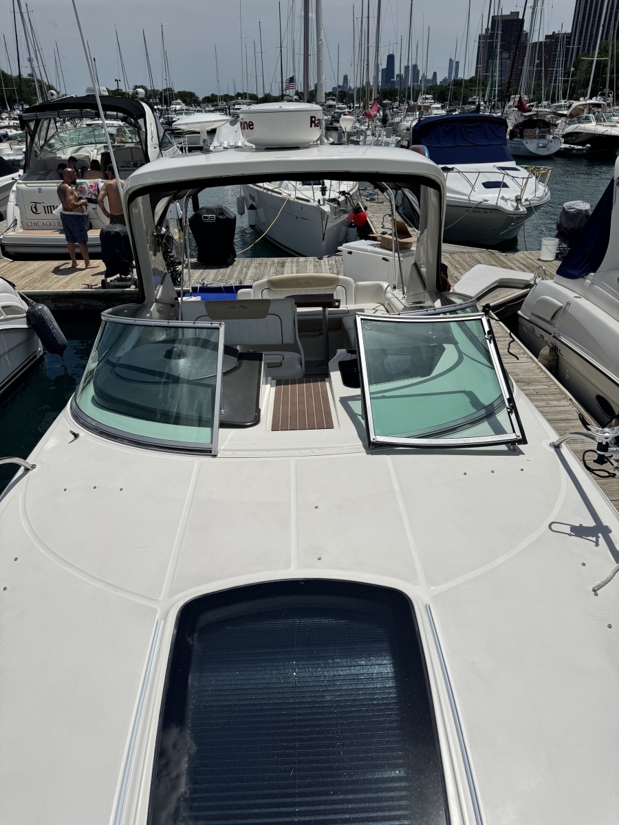 2010 Sea Ray 310 Sundancer