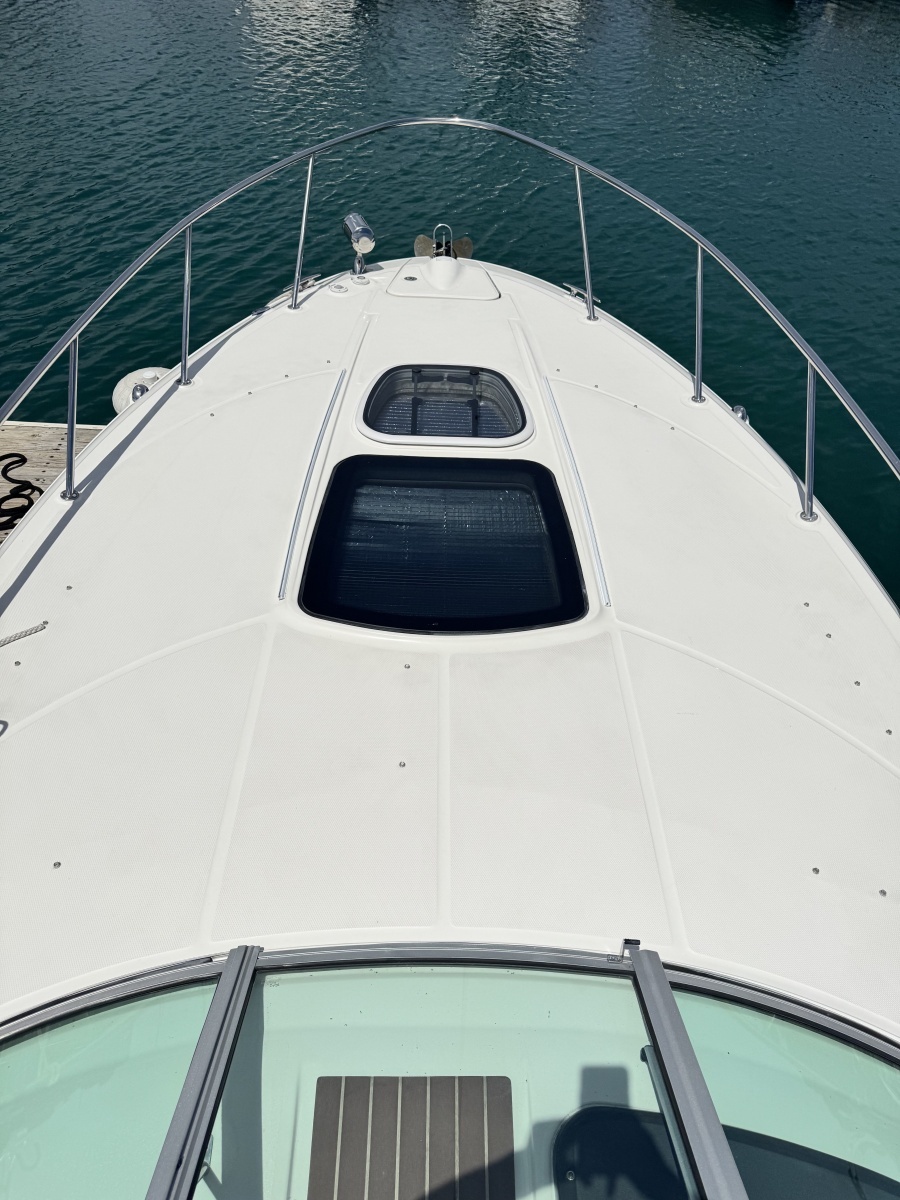 2010 Sea Ray 310 Sundancer