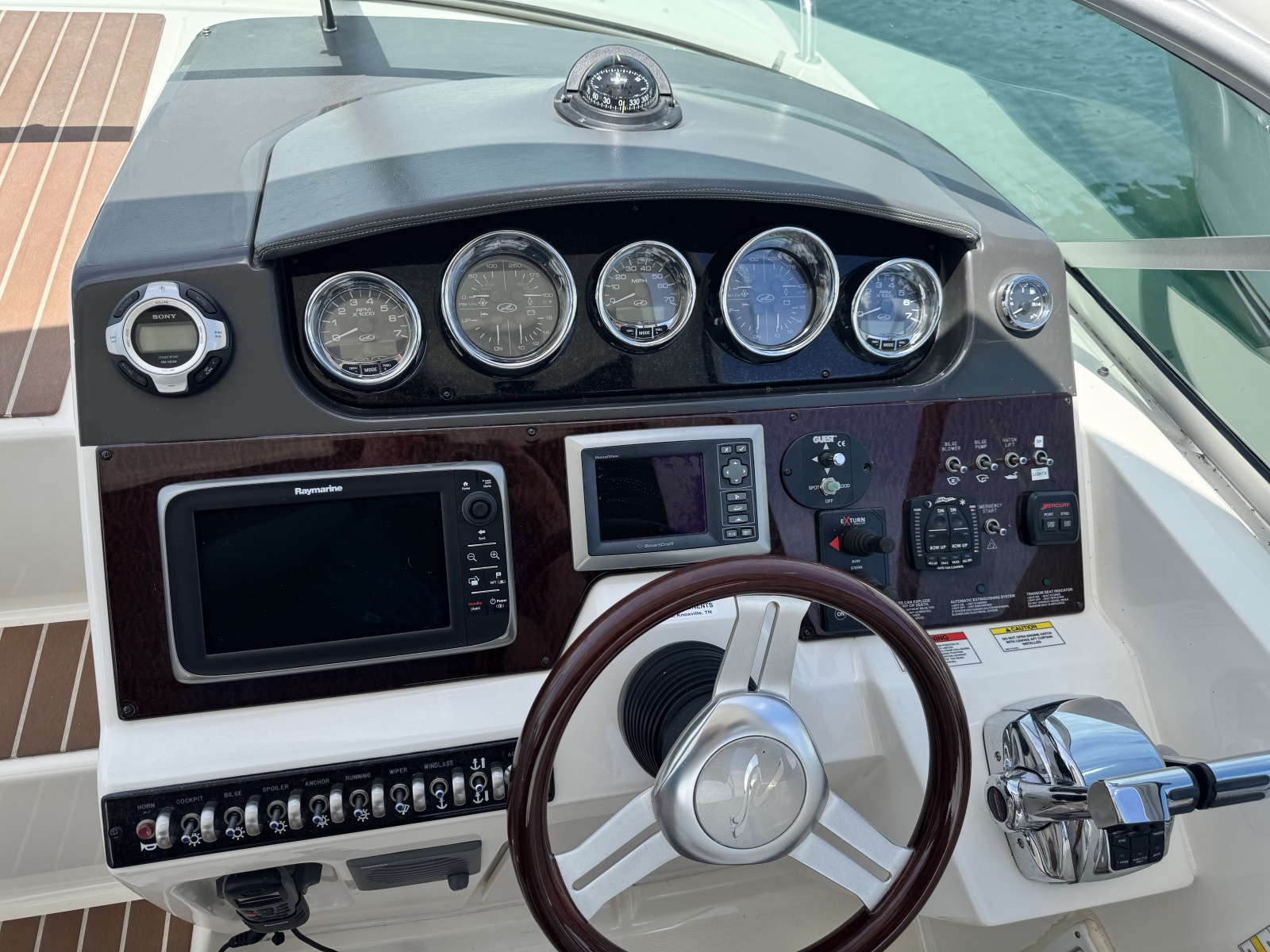 2010 Sea Ray 310 Sundancer