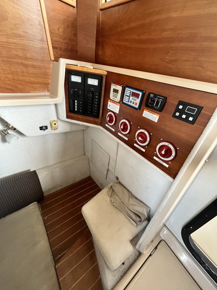 2012 Cutwater 28