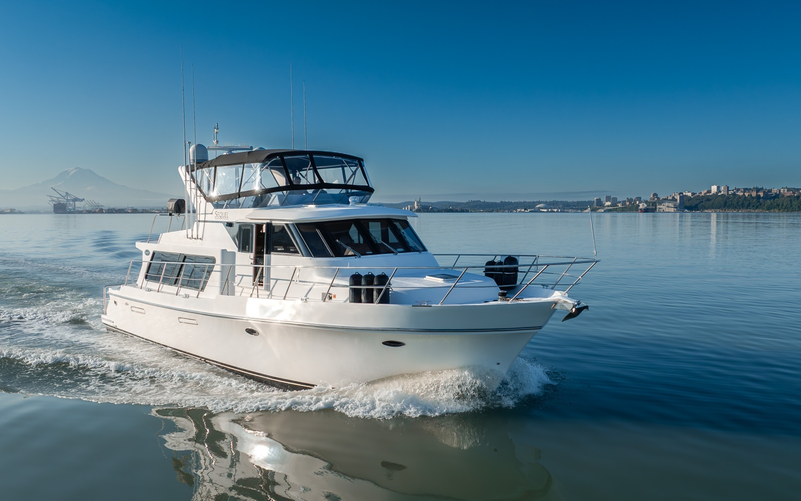 2000 Symbol 50 Pilothouse