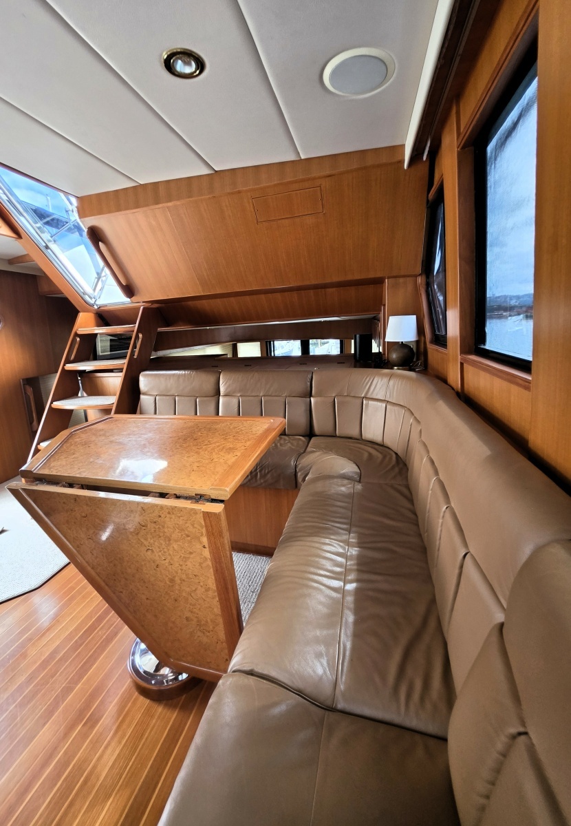 2000 Symbol 50 Pilothouse