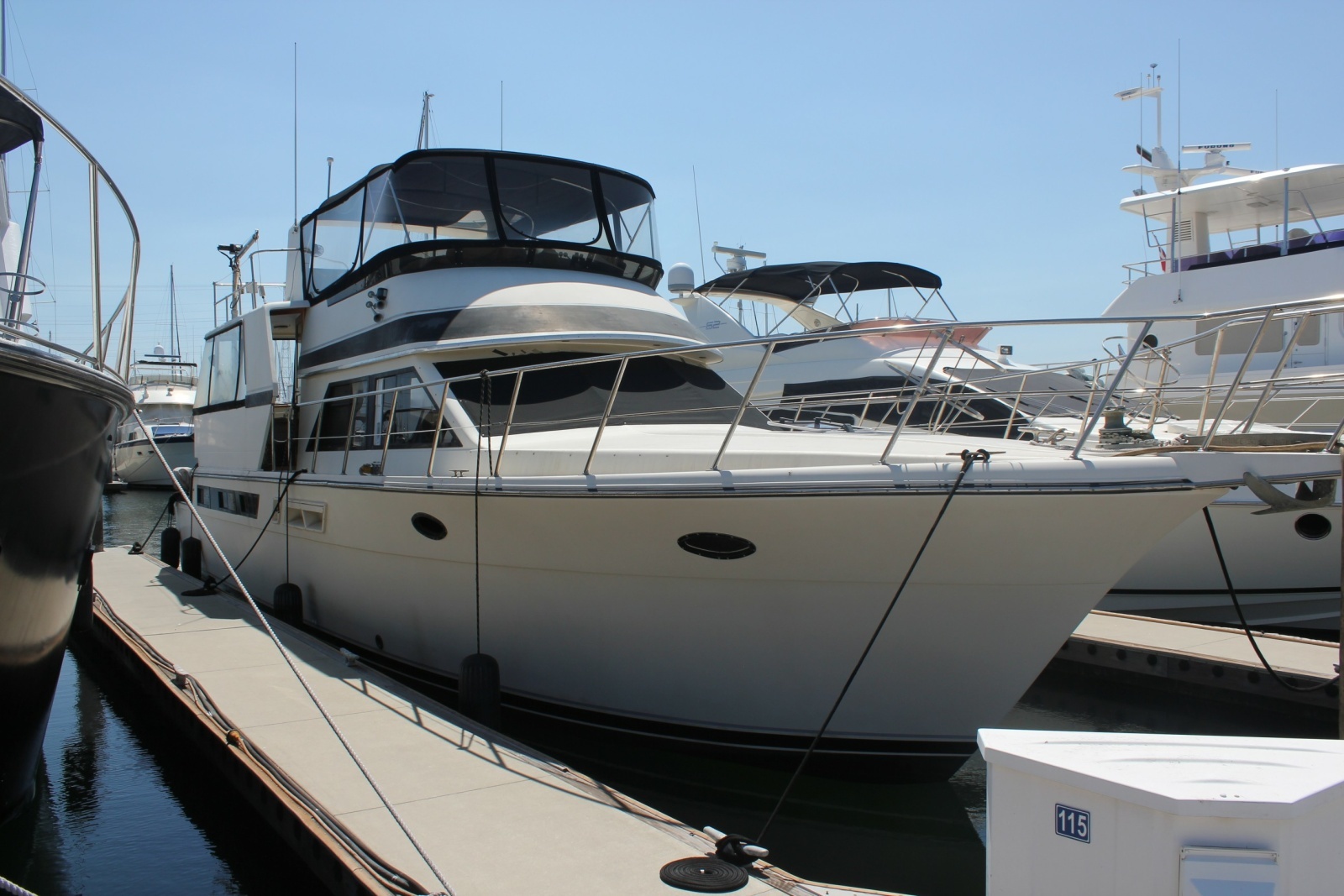 1989 Californian Aft Cabin