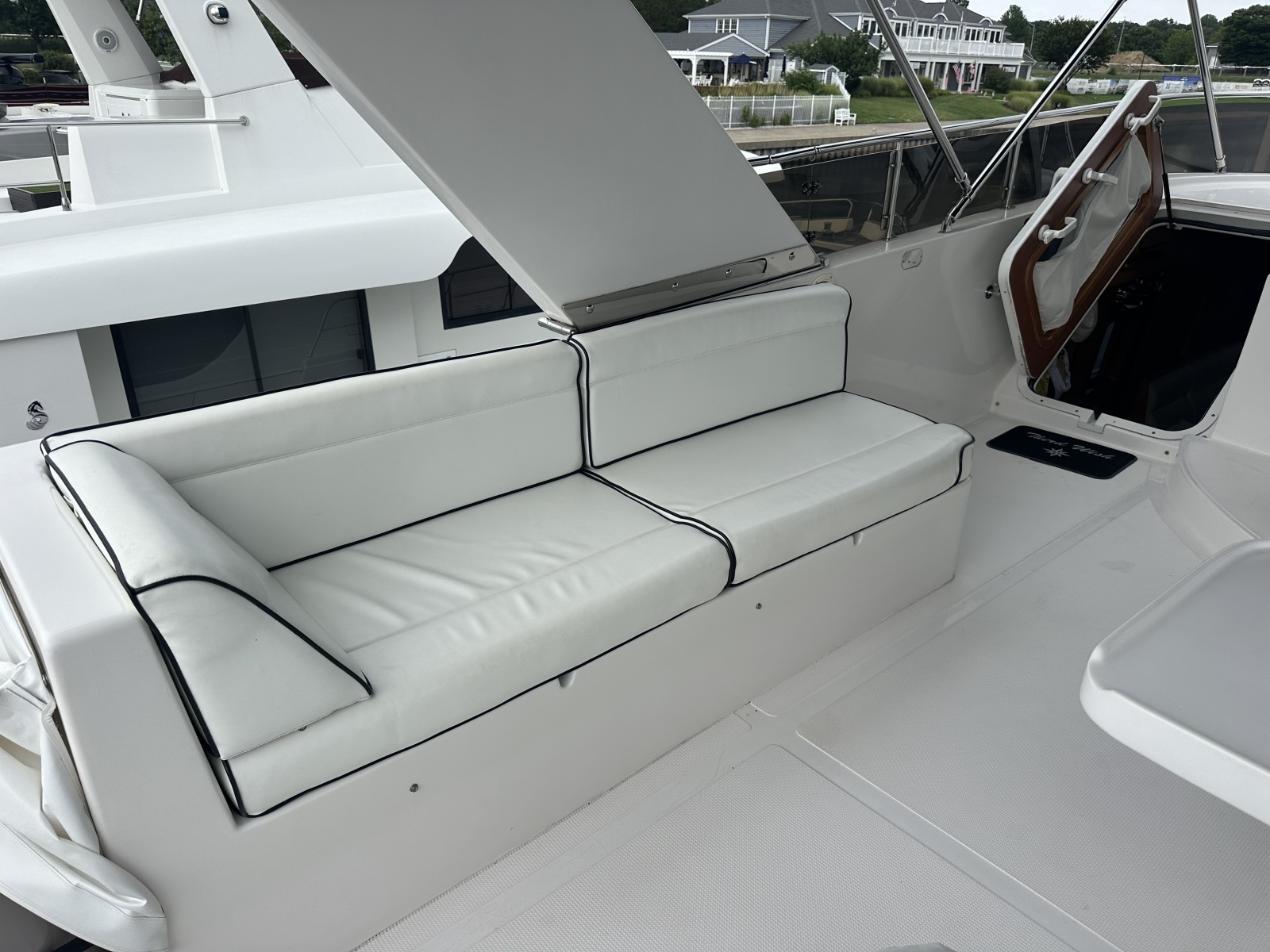 2003 Symbol 56 Raised Pilothouse