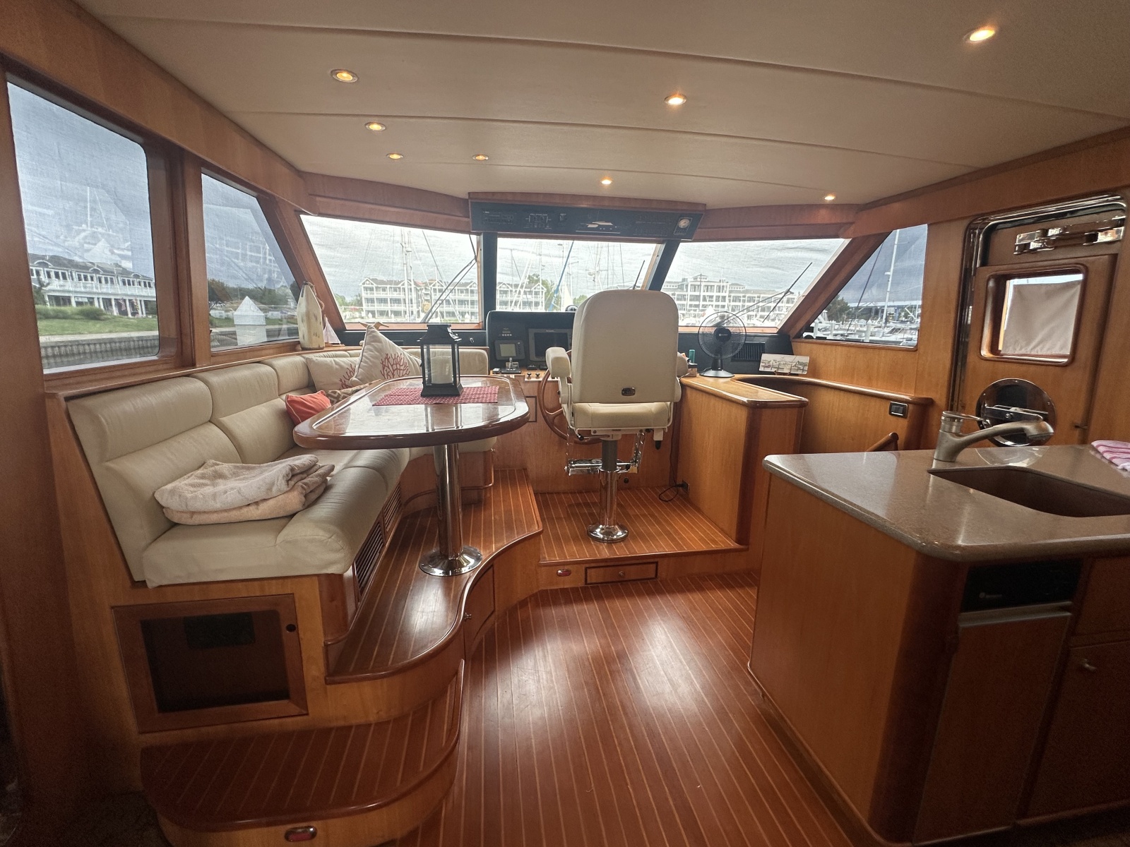 2003 Symbol 56 Raised Pilothouse