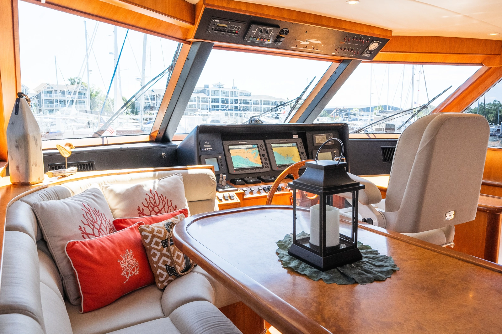 2003 Symbol 56 Raised Pilothouse