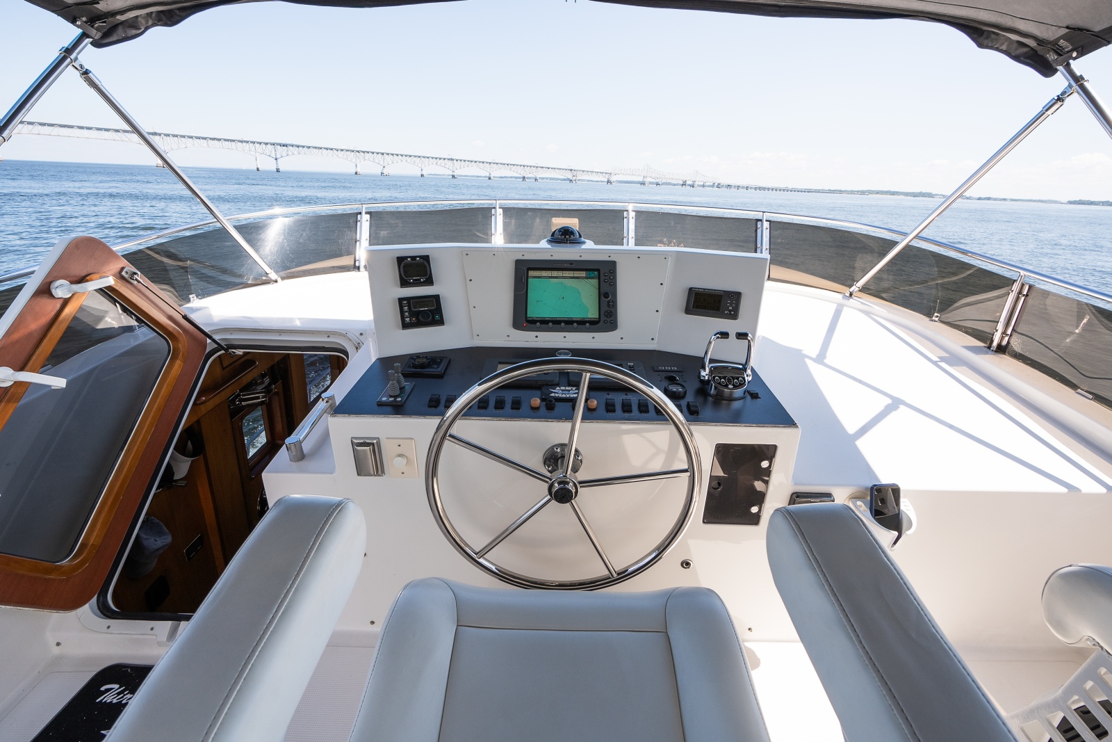 2003 Symbol 56 Raised Pilothouse