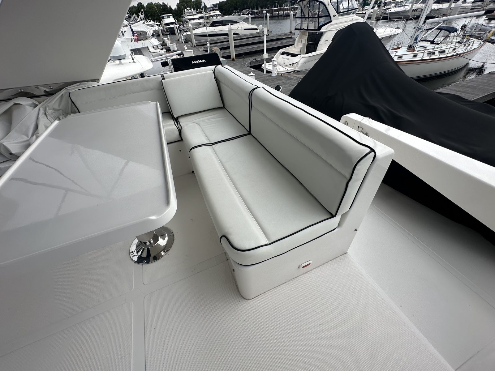 2003 Symbol 56 Raised Pilothouse