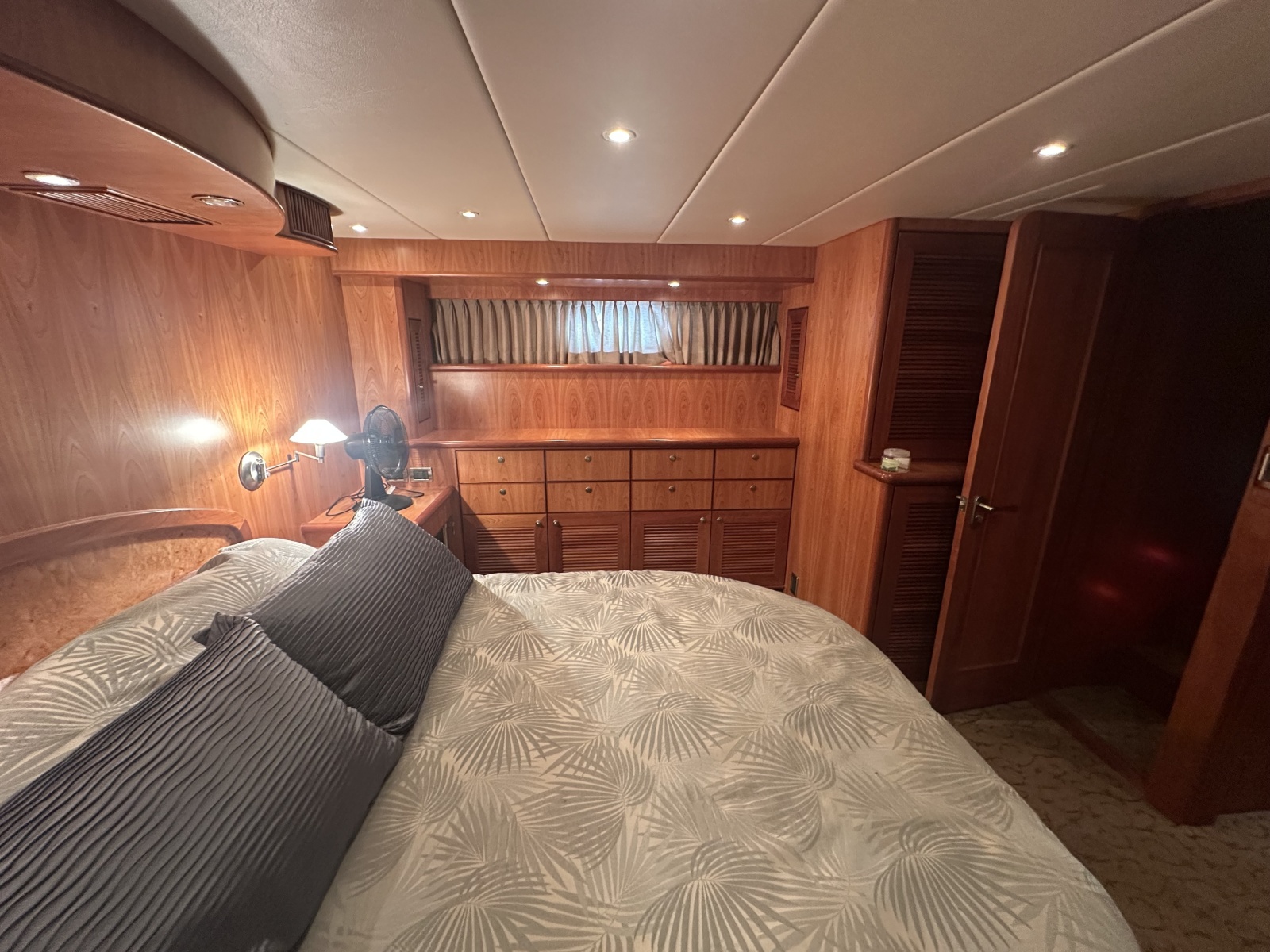 2003 Symbol 56 Raised Pilothouse