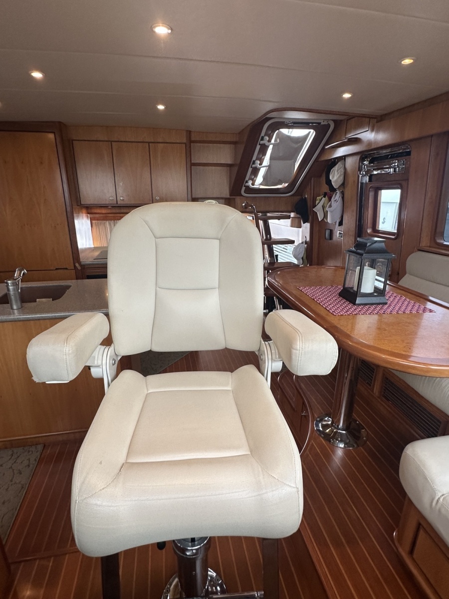 2003 Symbol 56 Raised Pilothouse