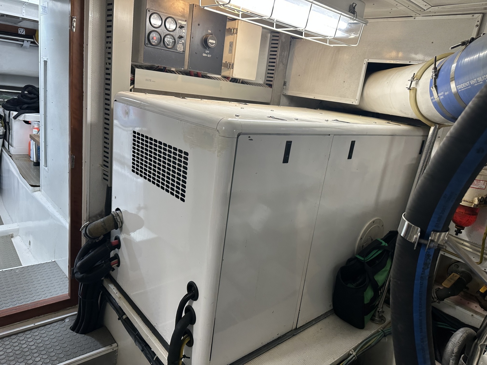 2003 Symbol 56 Raised Pilothouse