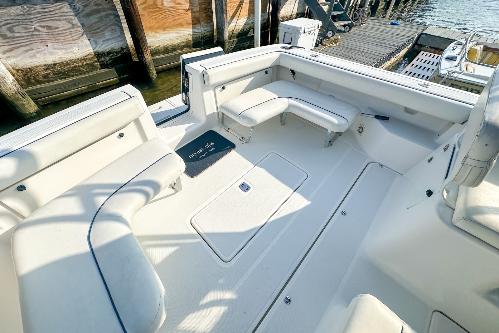 2001 Tiara Yachts 