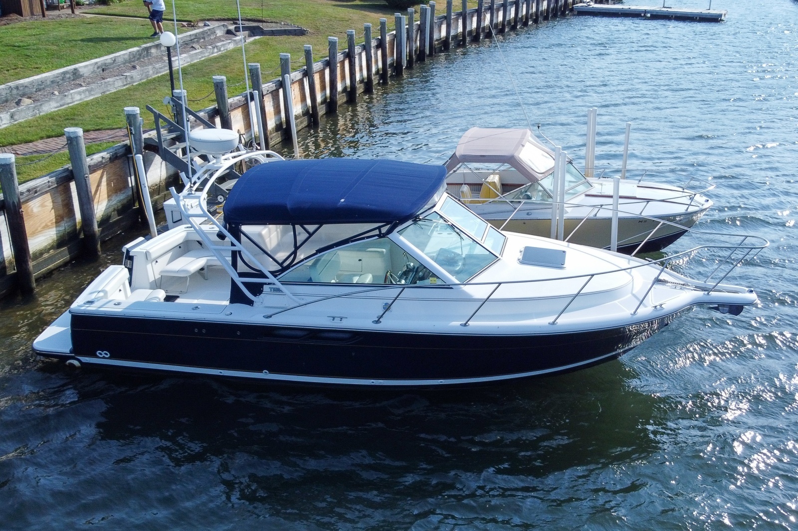 2001 Tiara Yachts 