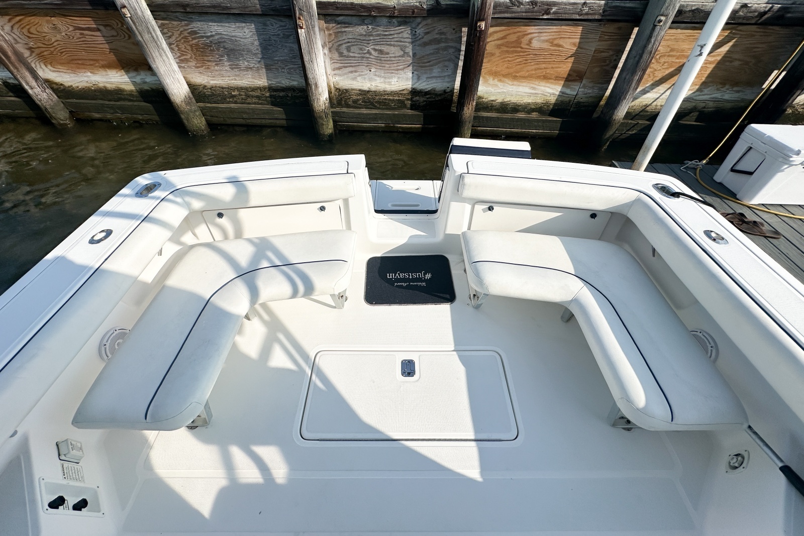 2001 Tiara Yachts 