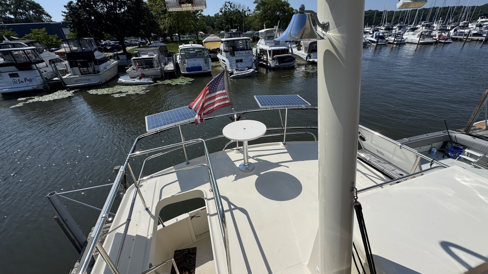 Aft Flybridge Deck