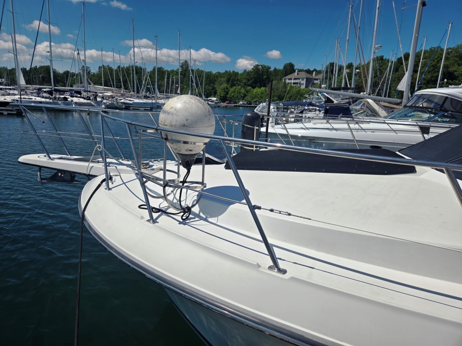 1989 Carver 3807