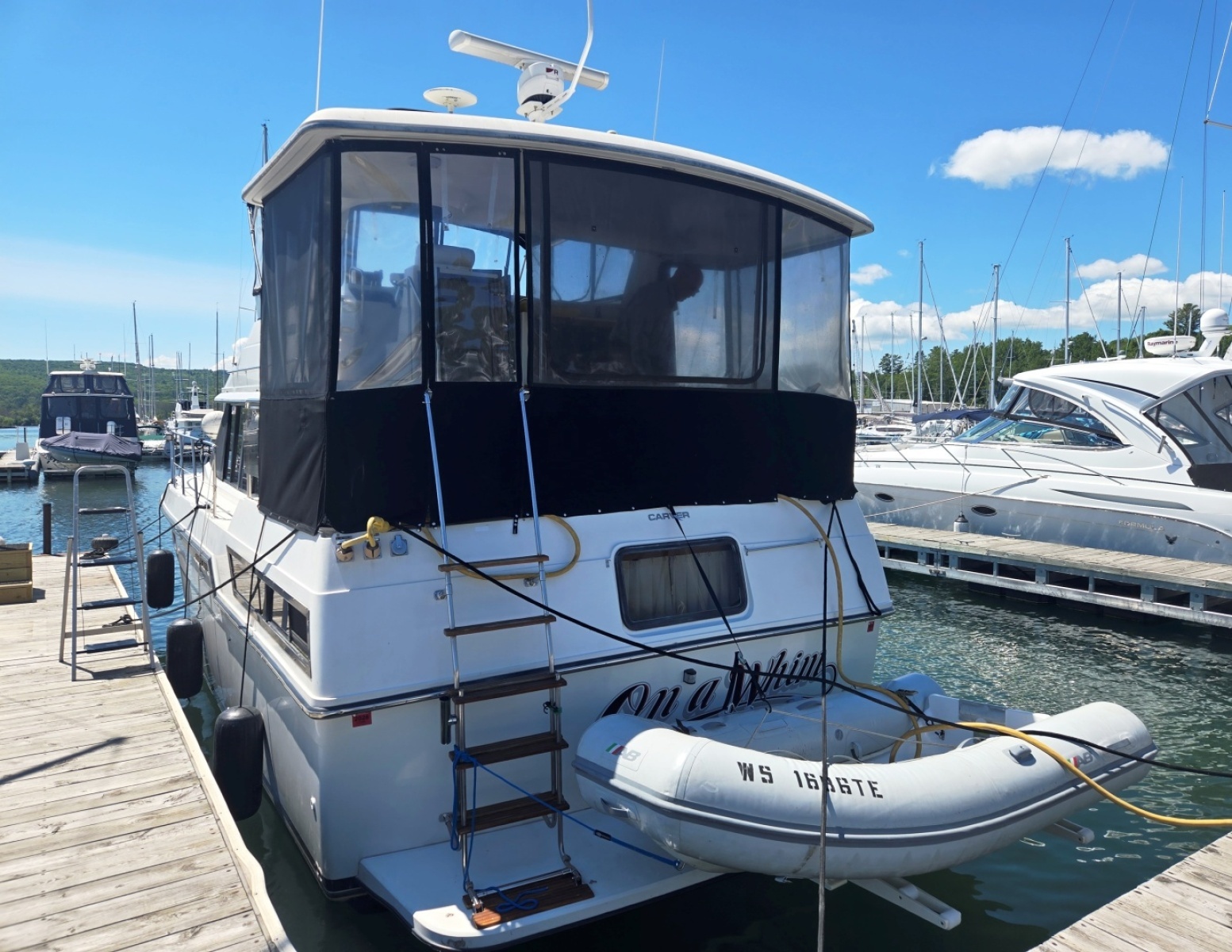 1989 Carver 3807