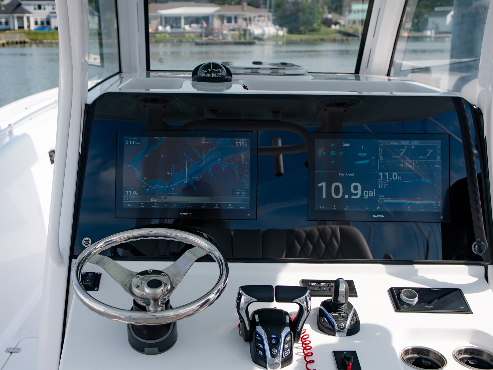 2025 Sportsman 322 Center Console