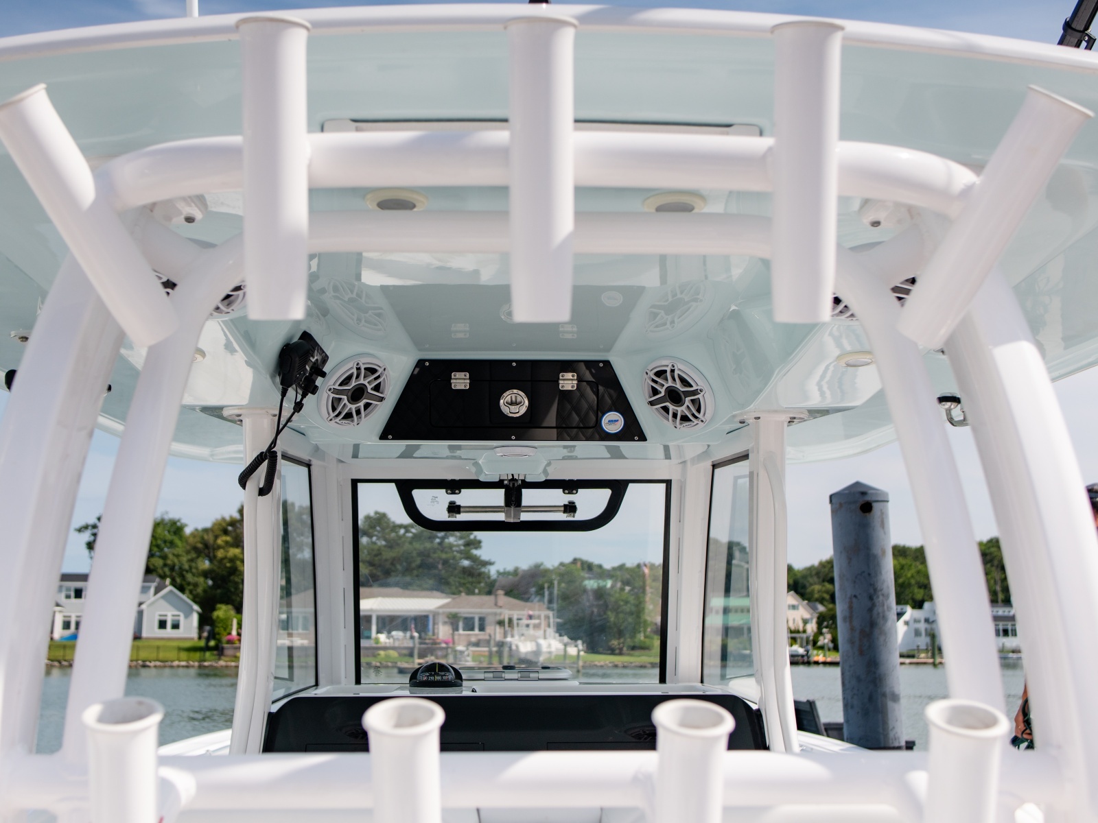 2025 Sportsman 322 Center Console