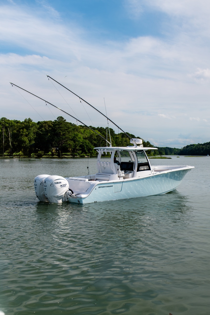 2025 Sportsman 322 Center Console