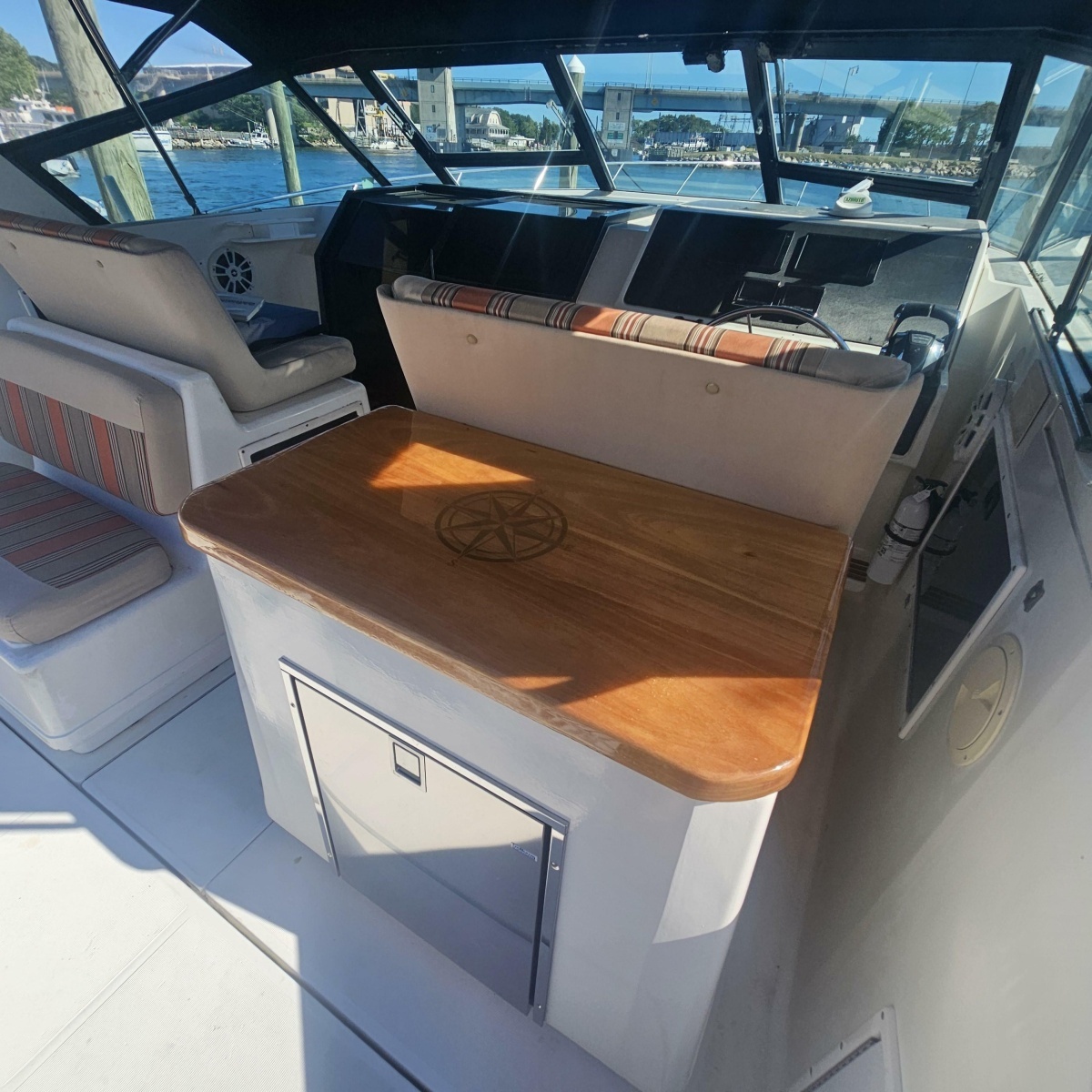 1988 Tiara Yachts 