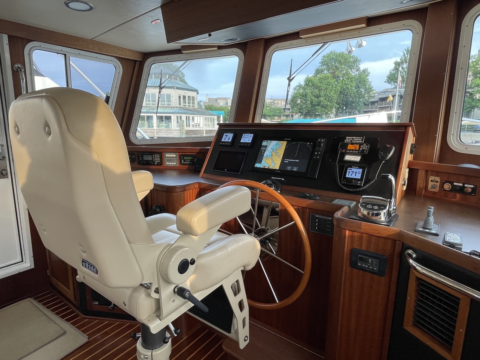 2006 American Tug 41