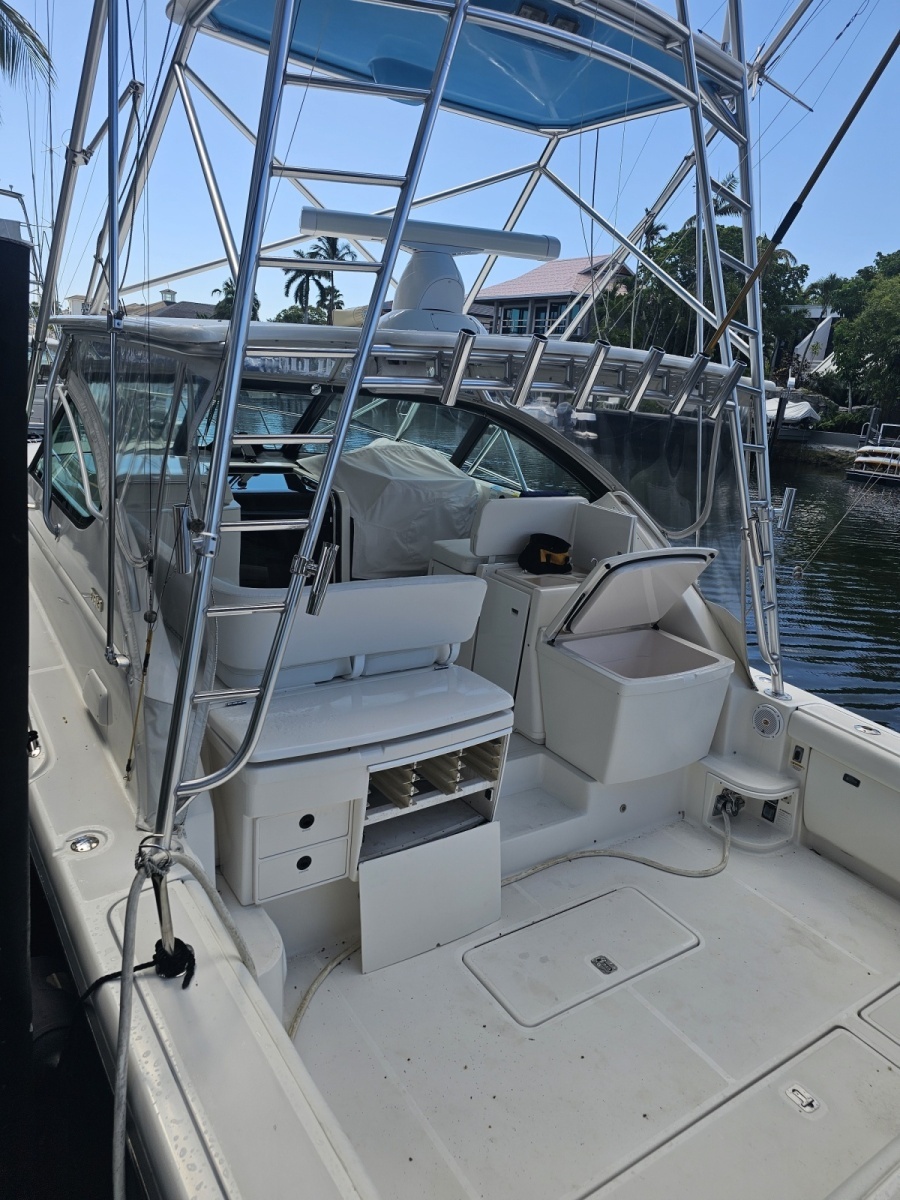 2003 Tiara Yachts 3800 Open
