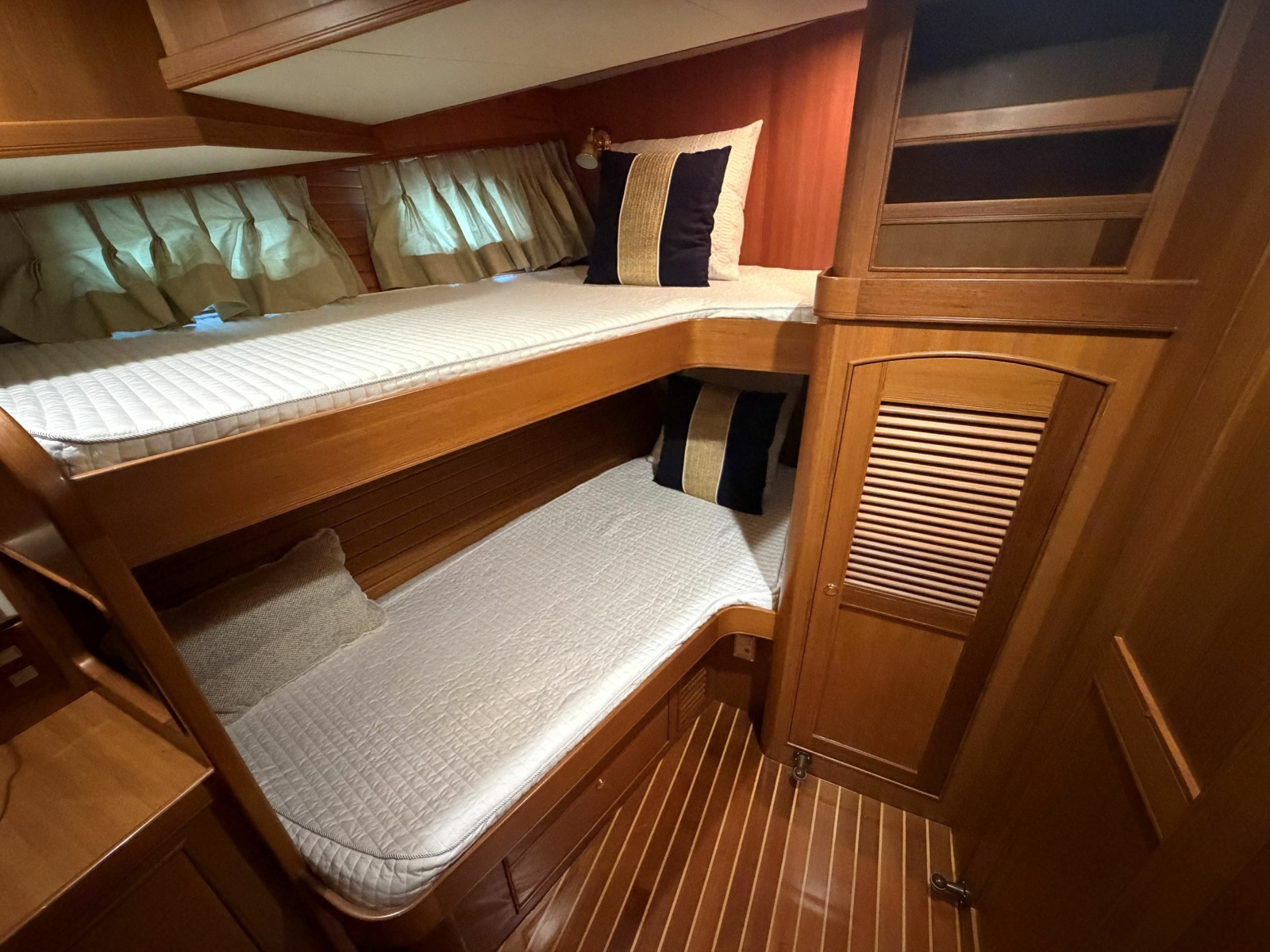2007 Marlow Explorer 53C