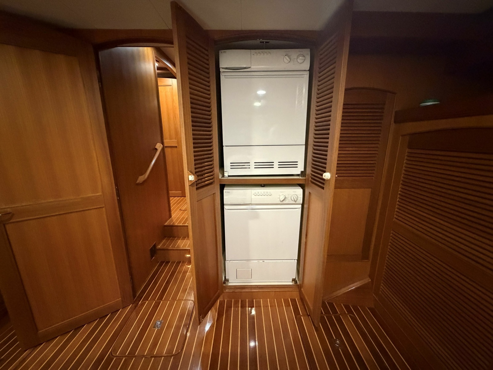 2007 Marlow Explorer 53C