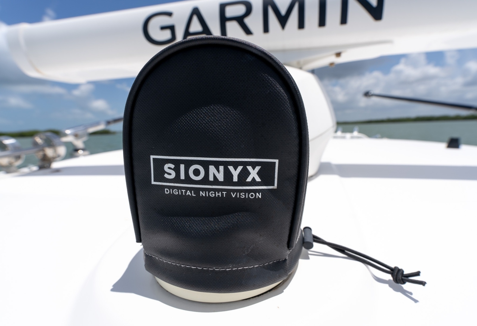 2023 Everglades 395 Center Console