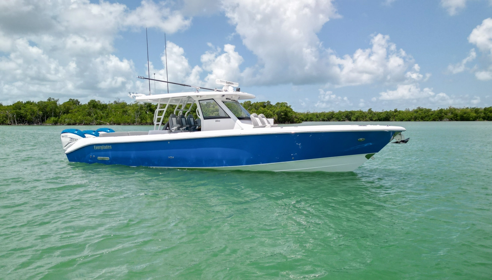 2023 Everglades 395 Center Console