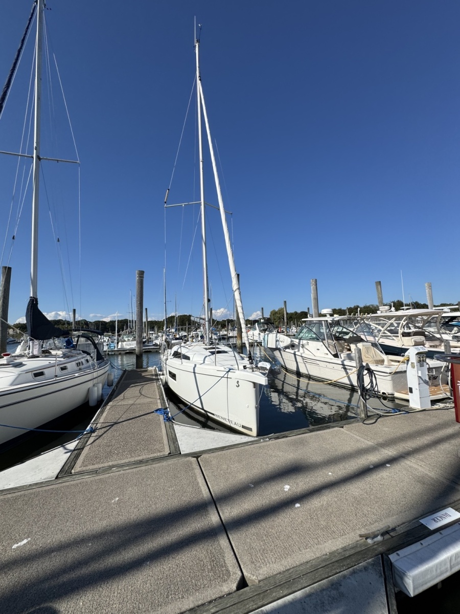 2020 Beneteau 30.1 Oceanis