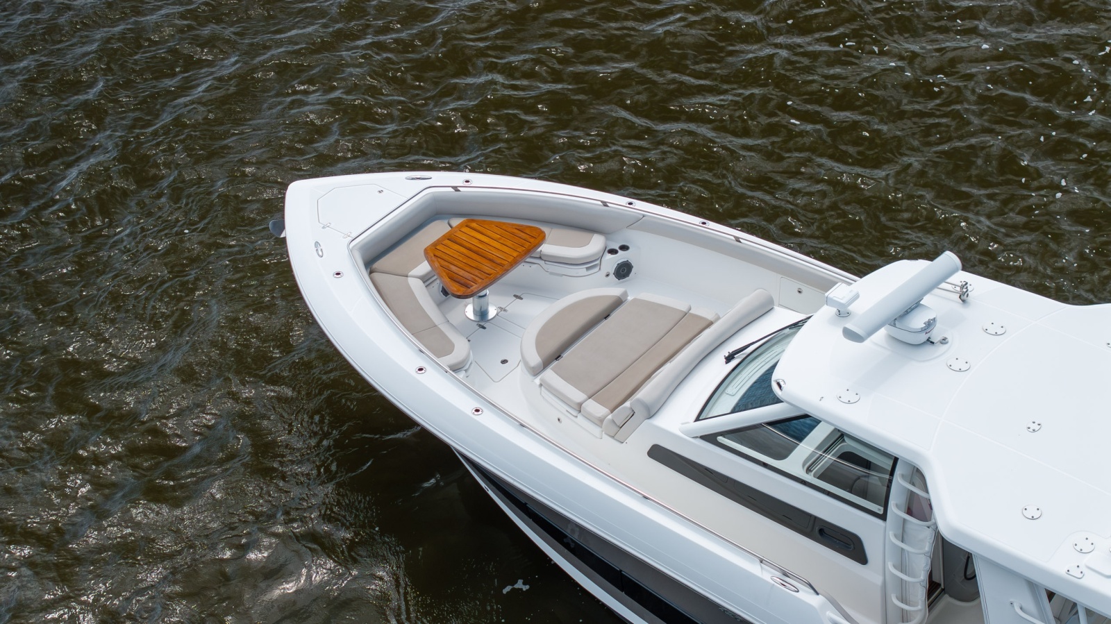 2017 Boston Whaler 420 Outrage