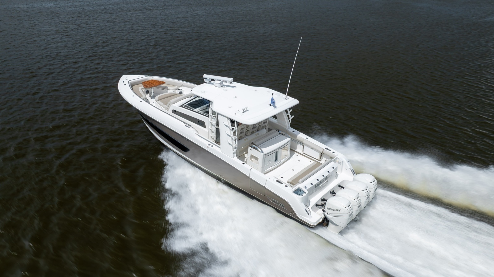 2017 Boston Whaler 420 Outrage